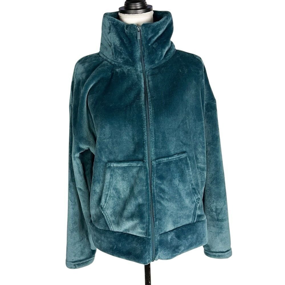 C9 Champion Size M Teal Plush Velour  Jacket Soft Fur Zip Up Coat‎